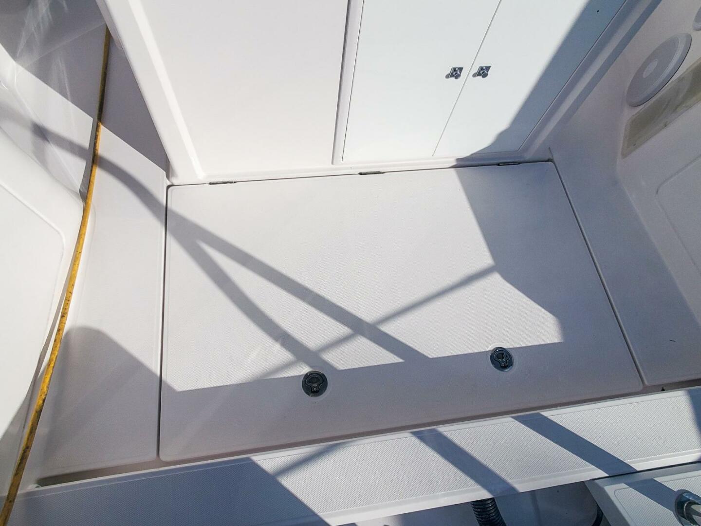 Slide: The Image of Axopar Cabin 2021 - 4935822