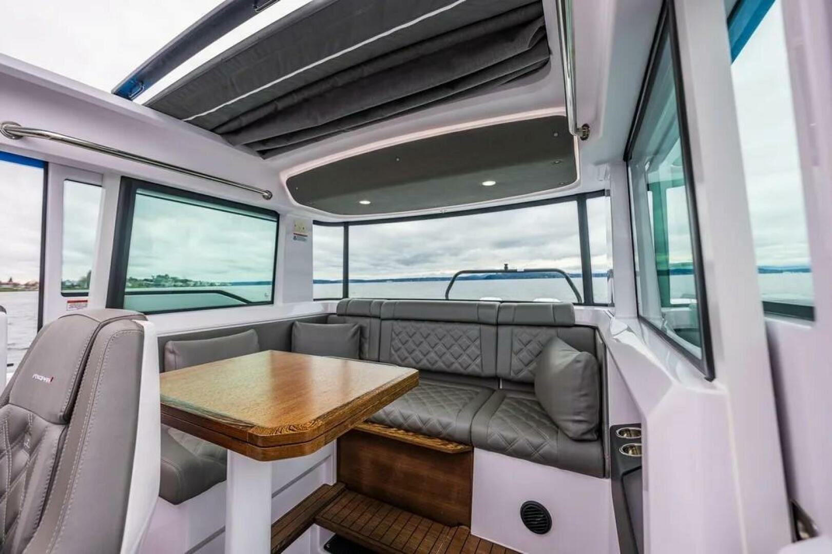 Slide: The Image of Axopar Cross Cabin 2021 - 5185057