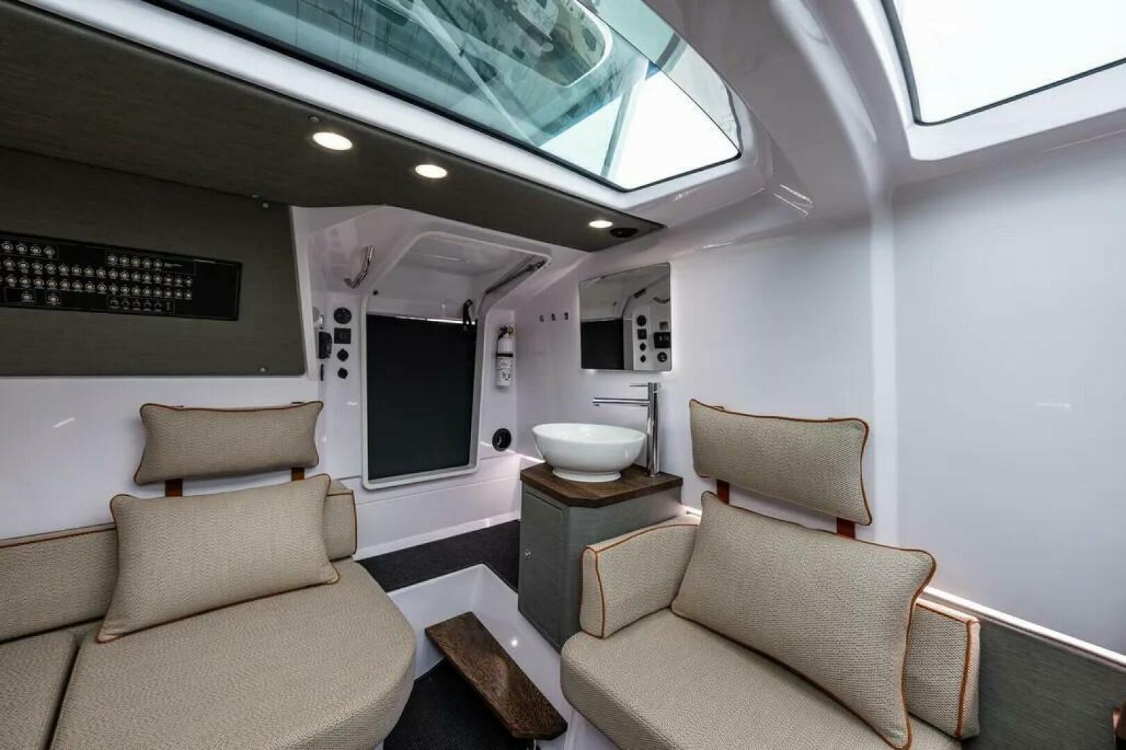 Slide: The Image of Axopar Cross Cabin 2021 - 5185070