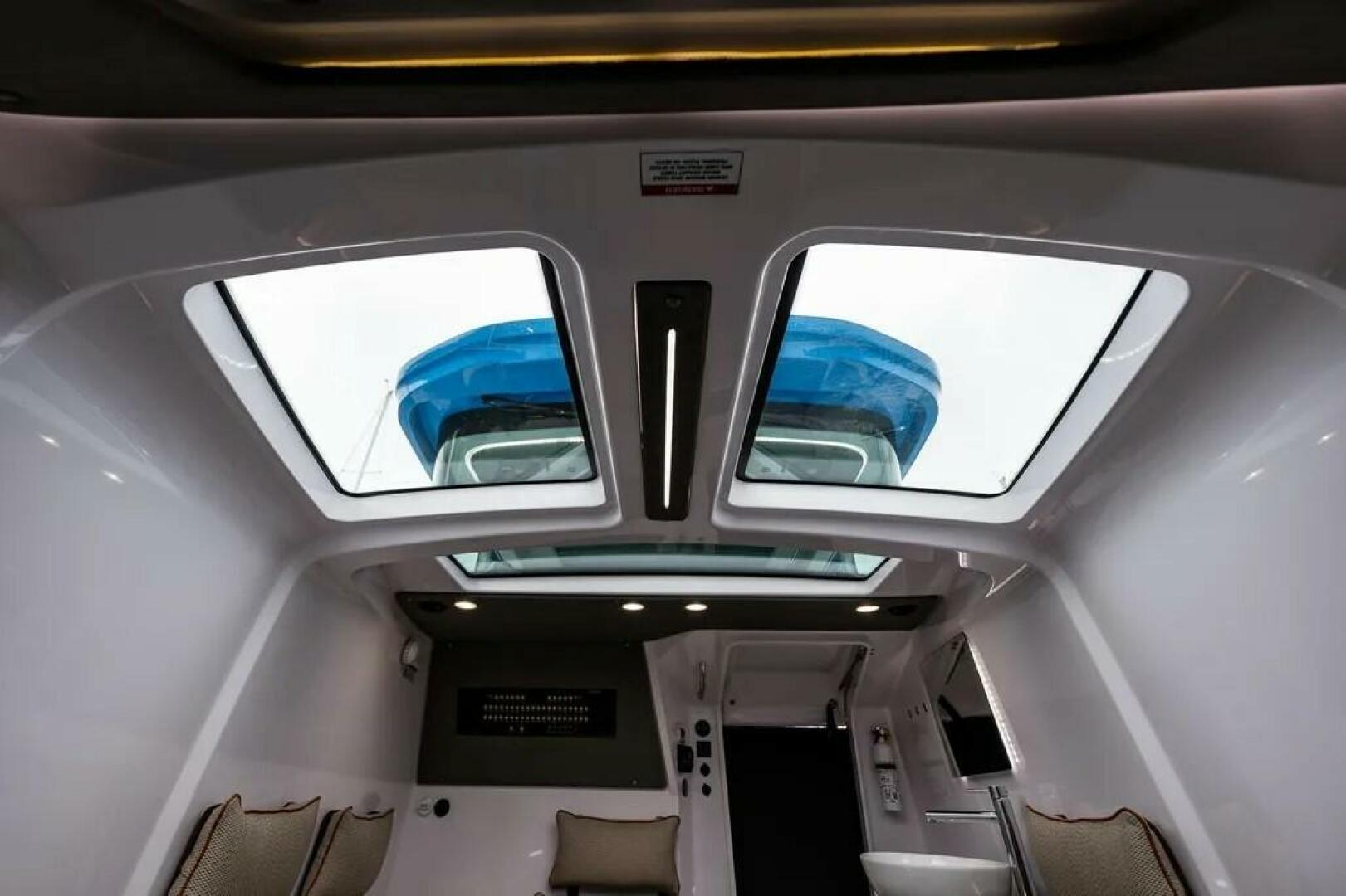 Slide: The Image of Axopar Cross Cabin 2021 - 5185071