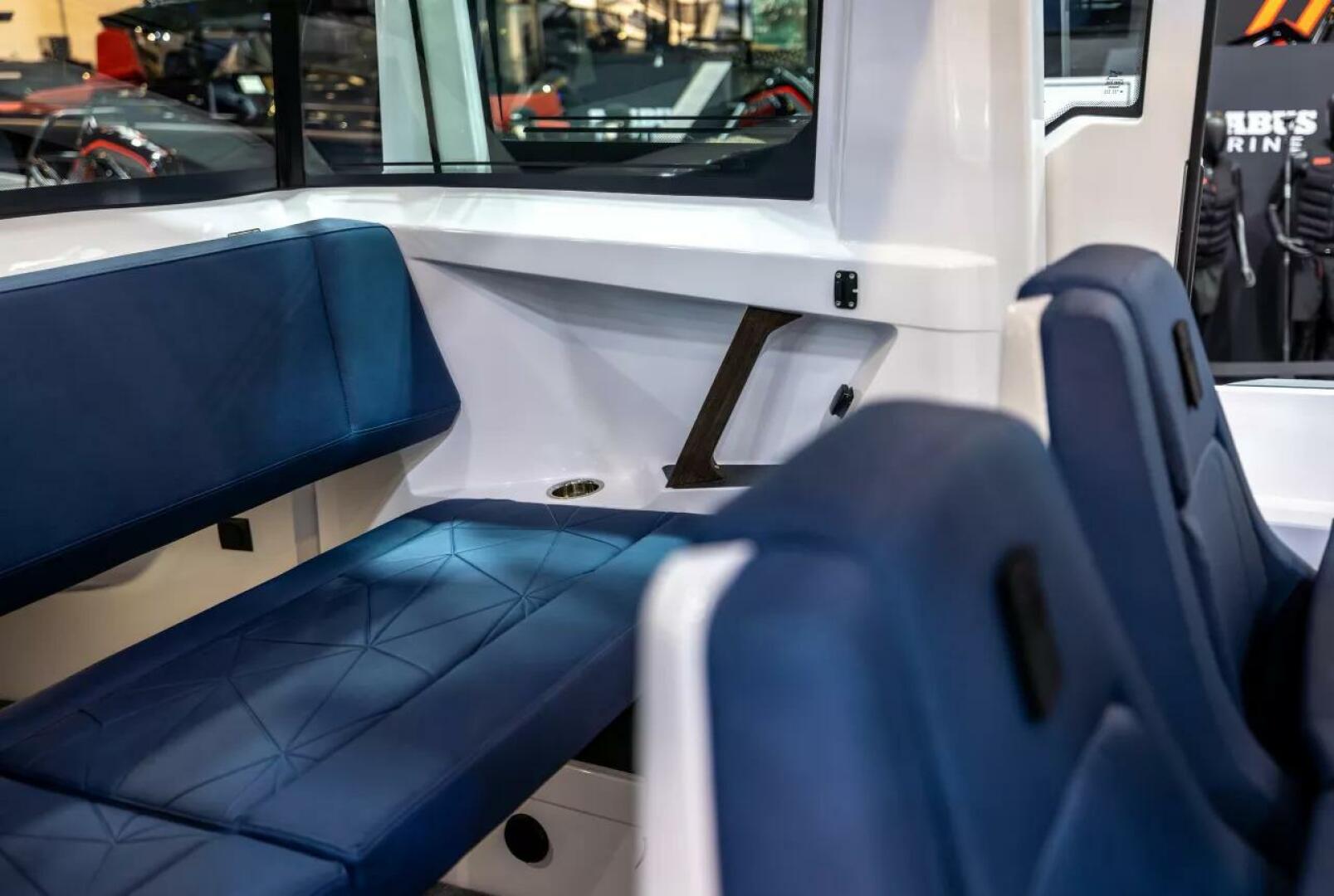 Slide: The Image of Axopar Cross Cabin 2025 - 5299486