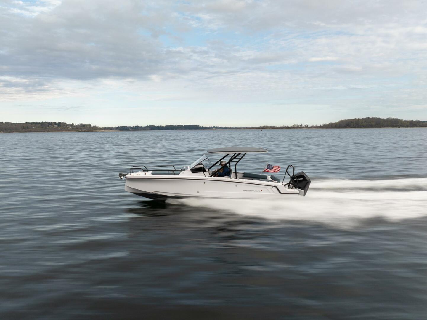 Slide: The Image of Axopar Cross Top 2025 - 5294040