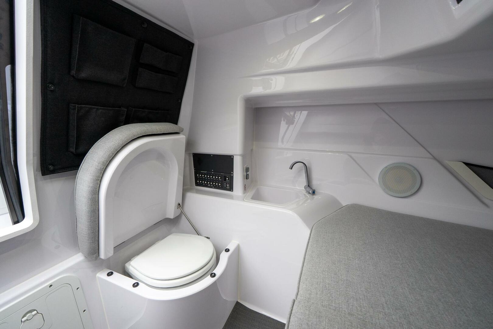 Slide: The Image of Axopar Cross Top 2025 - 5294058