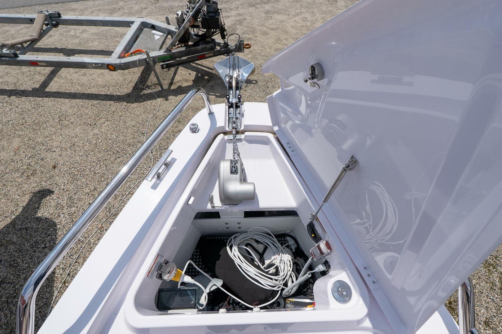 Slide: The Image of Axopar Wetbar 2024 - 5292703