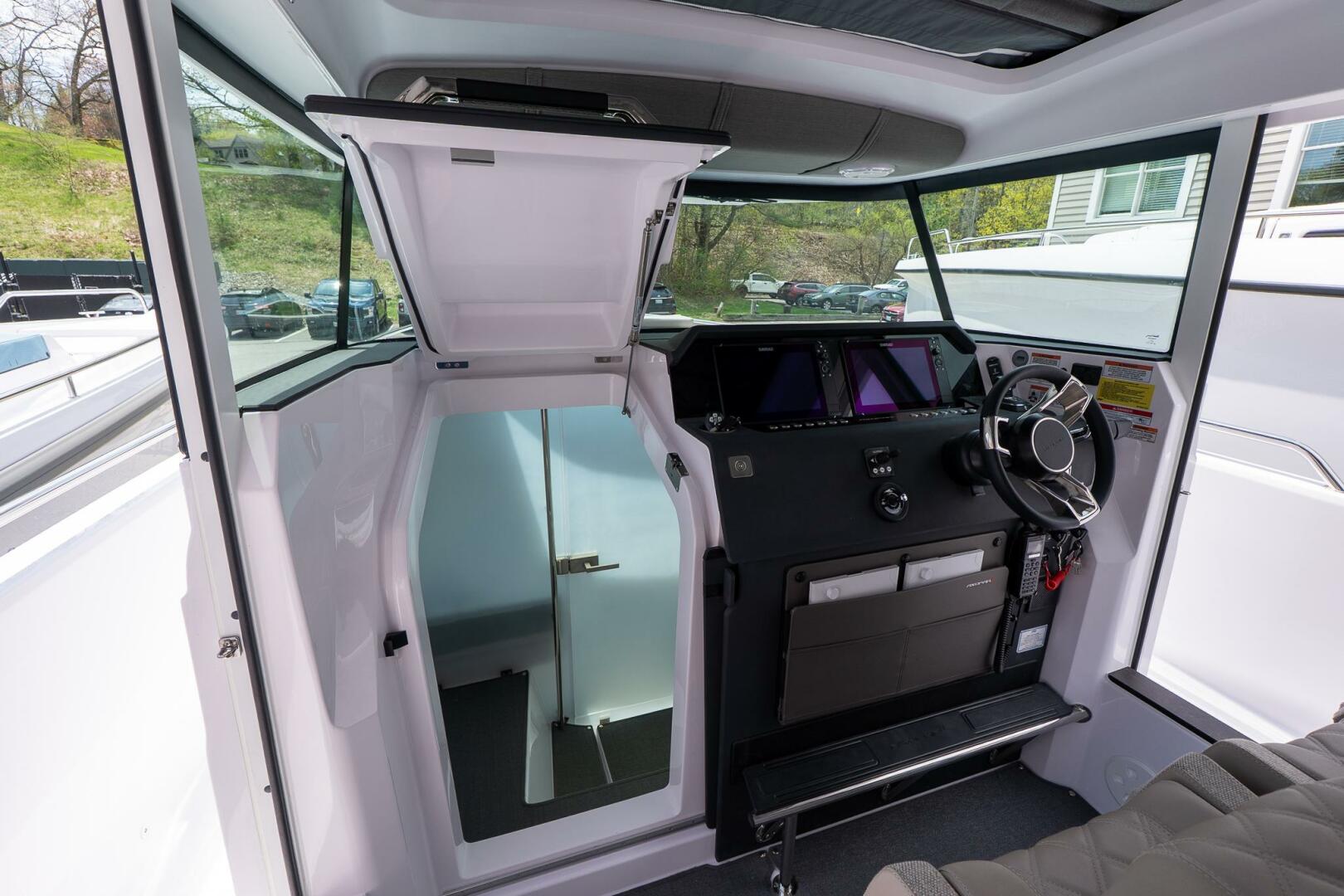 Slide: The Image of Axopar Wetbar 2024 - 5294346