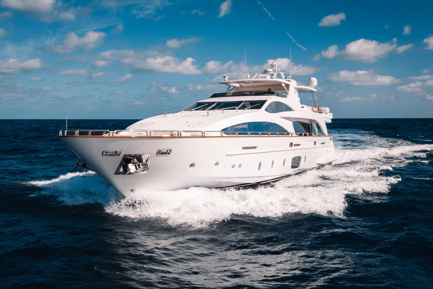 Slide: The Image of Azimut 105 2009 - 0