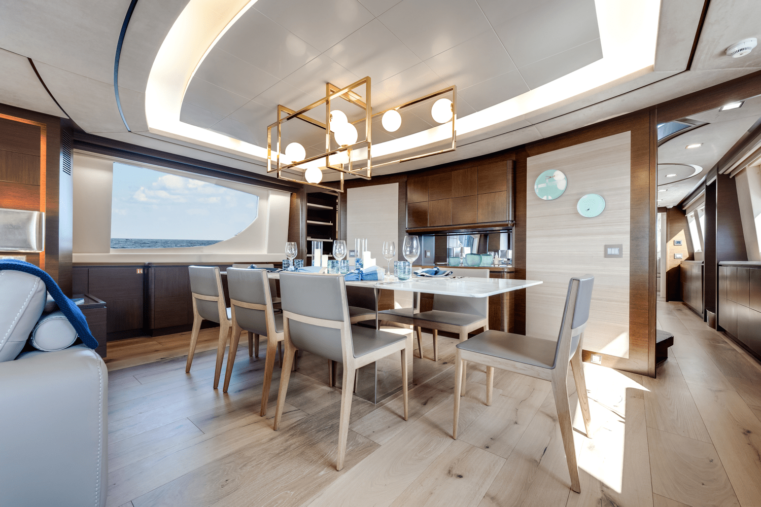 Slide: The Image of Azimut 105 2009 - 11