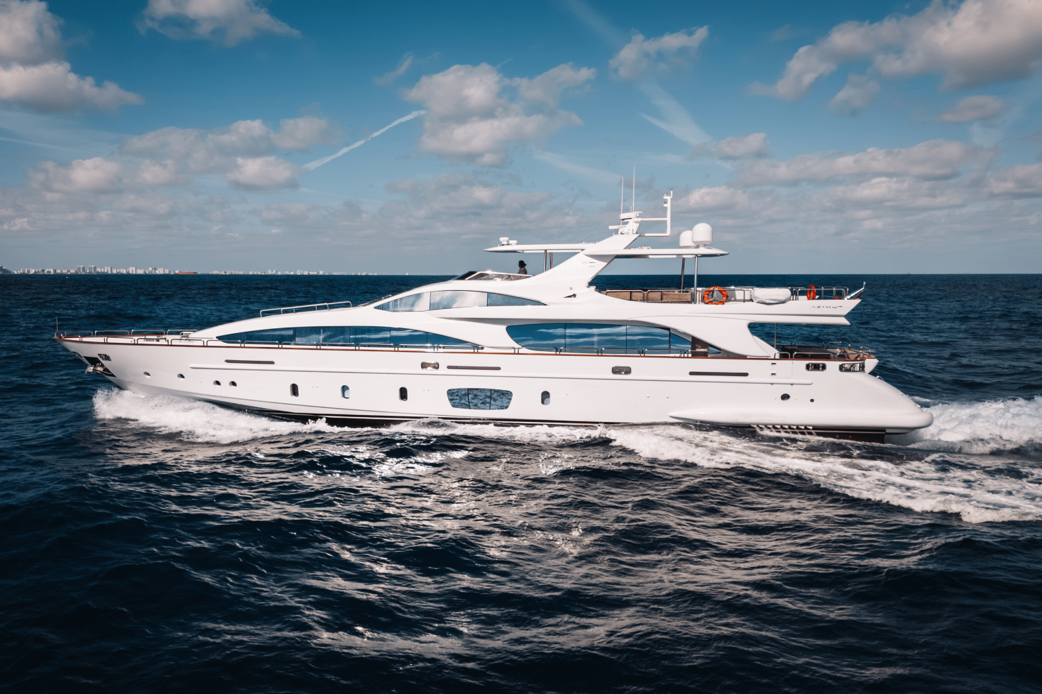 Slide: The Image of Azimut 105 2009 - 2