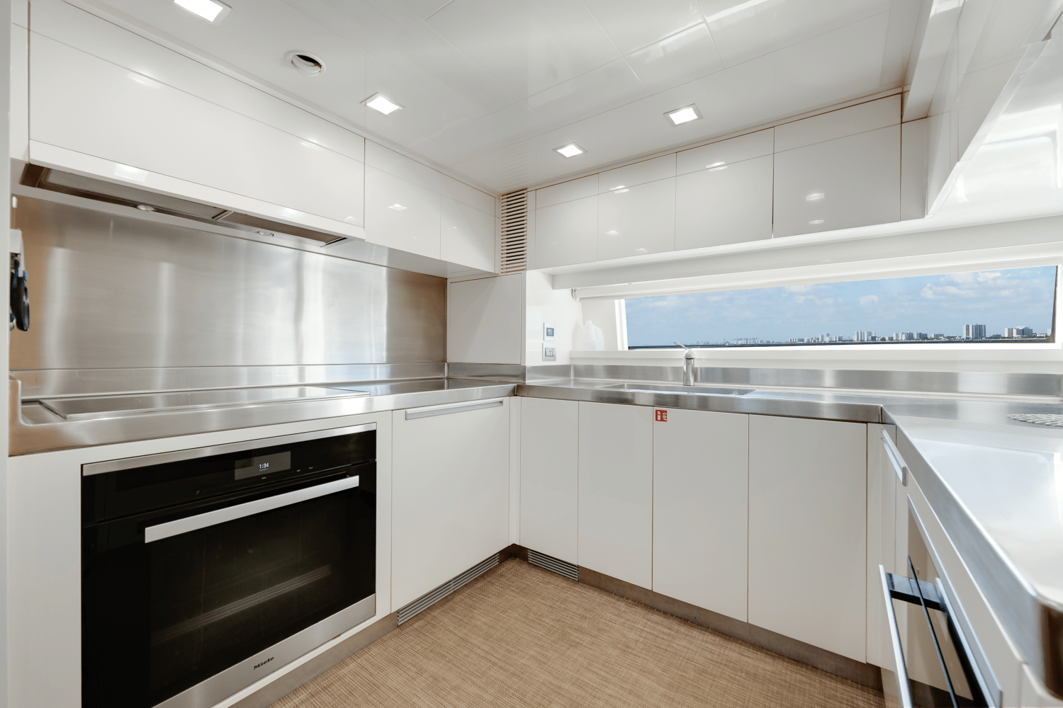 Slide: The Image of Azimut 105 2009 - 20