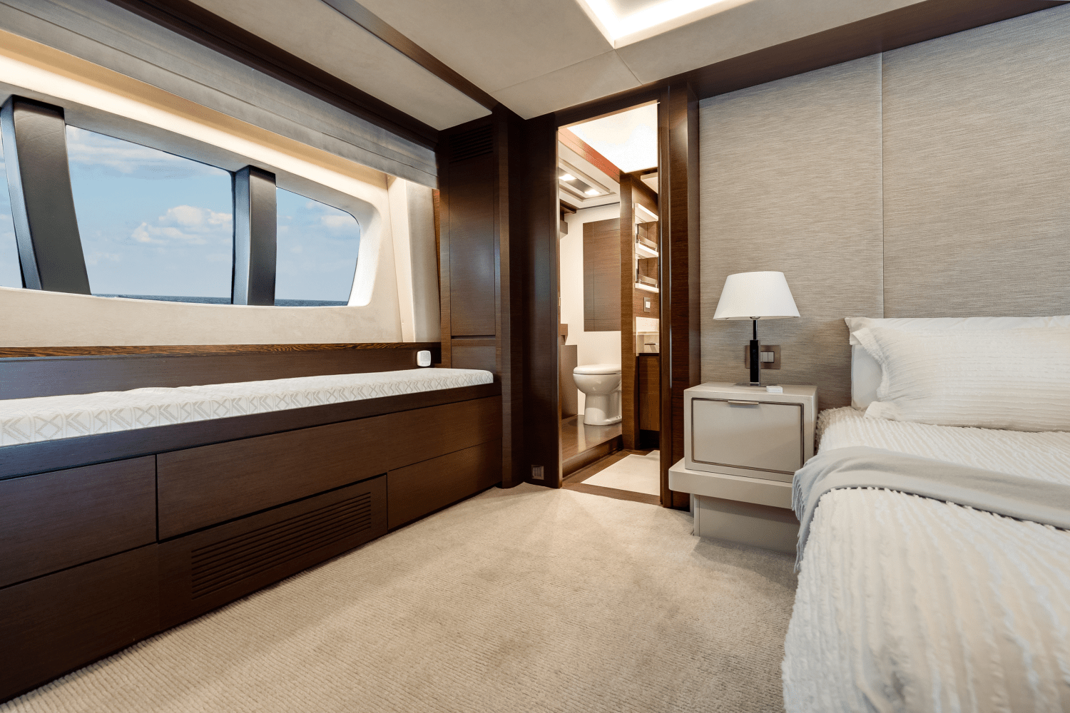 Slide: The Image of Azimut 105 2009 - 33