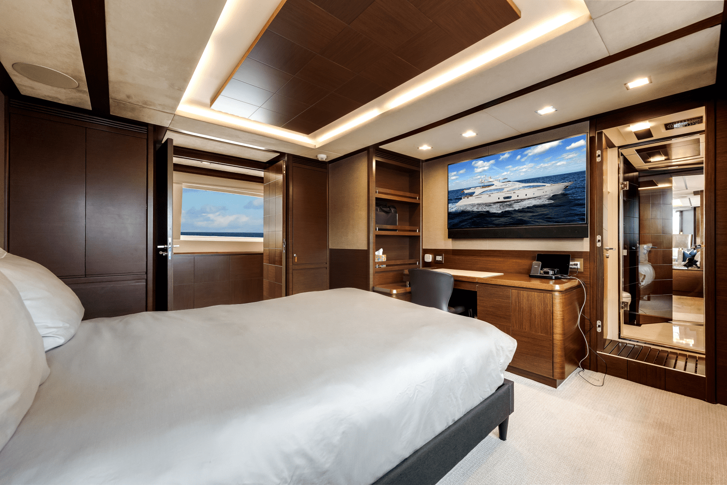 Slide: The Image of Azimut 105 2009 - 40