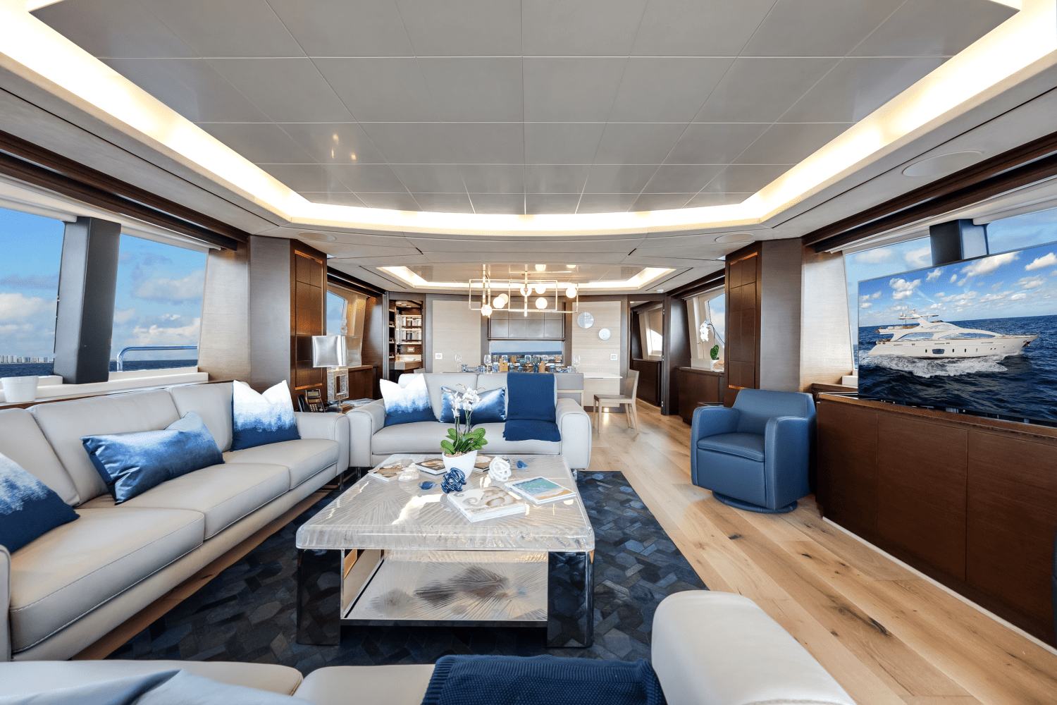 Slide: The Image of Azimut 105 2009 - 5