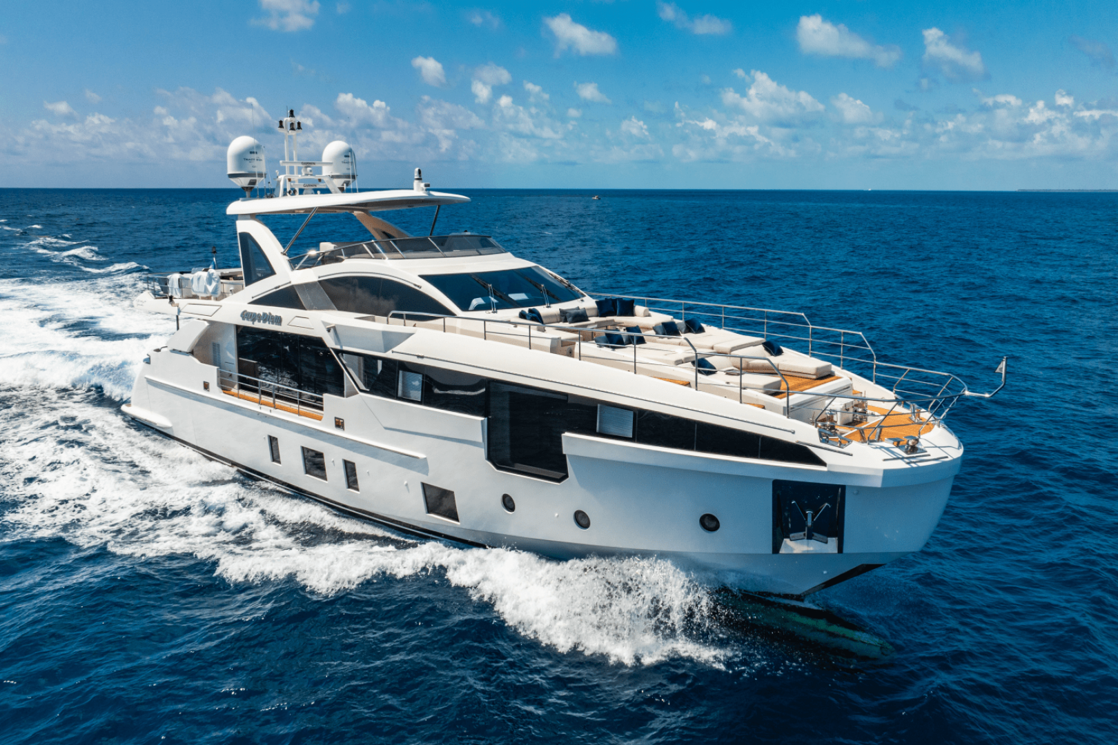 Slide: The Image of Azimut 32 METRI 2023 - 5095385