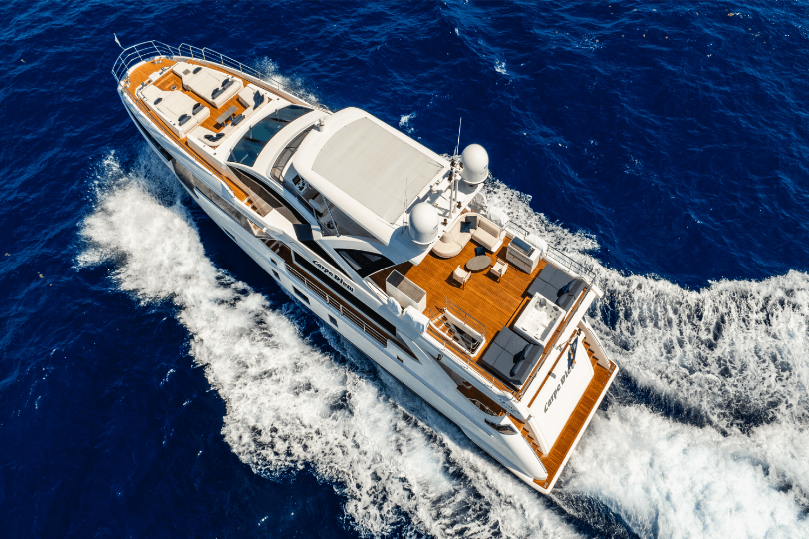 Slide: The Image of Azimut 32 METRI 2023 - 5095389