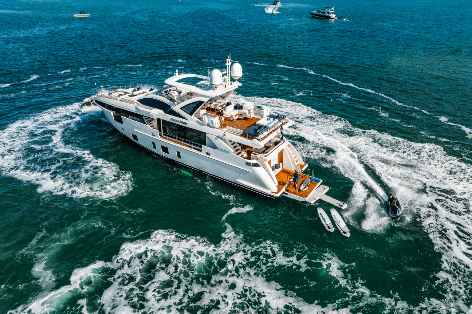 Slide: The Image of Azimut 32 METRI 2023 - 5095390