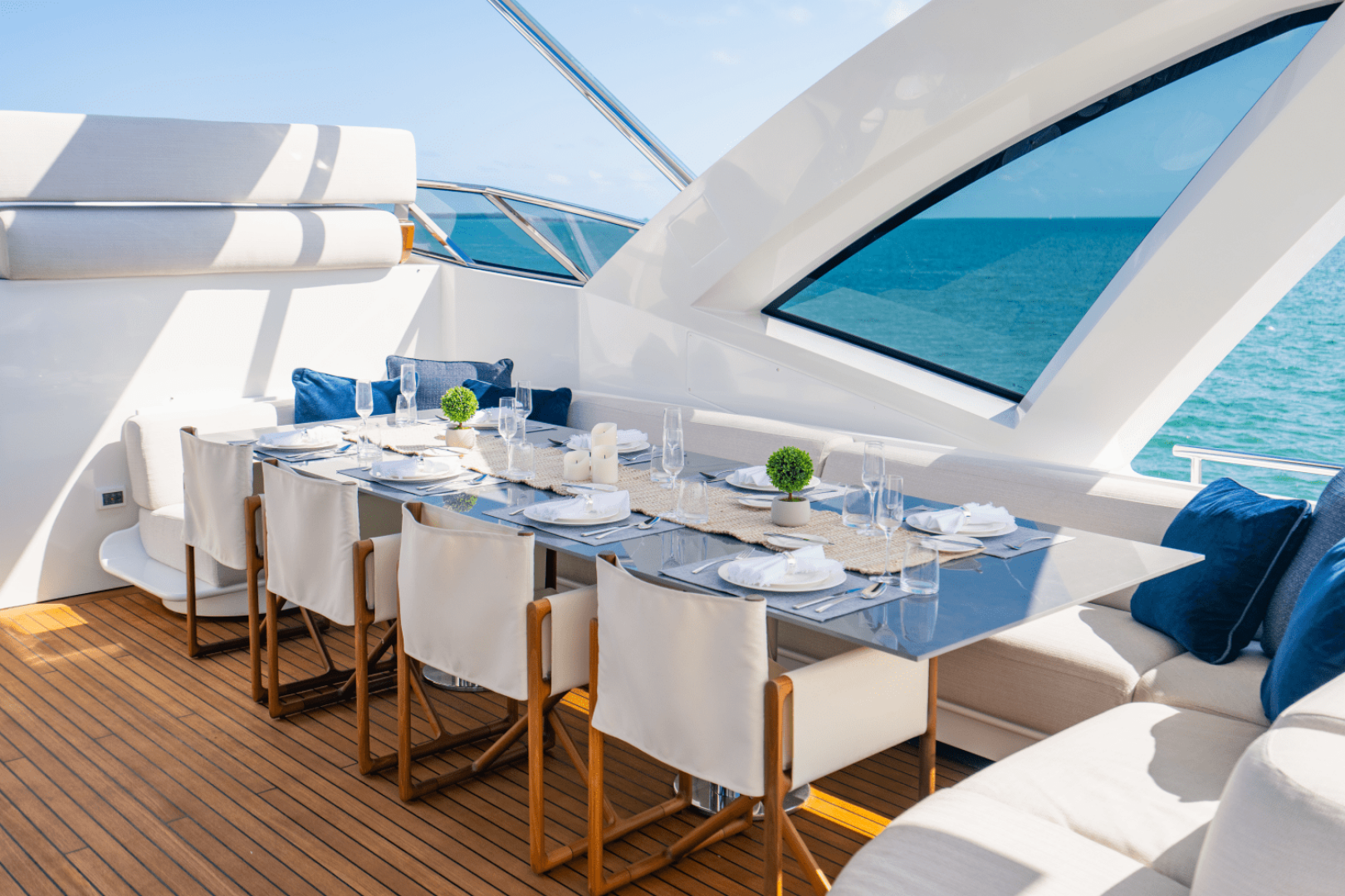 Slide: The Image of Azimut 32 METRI 2023 - 5095419