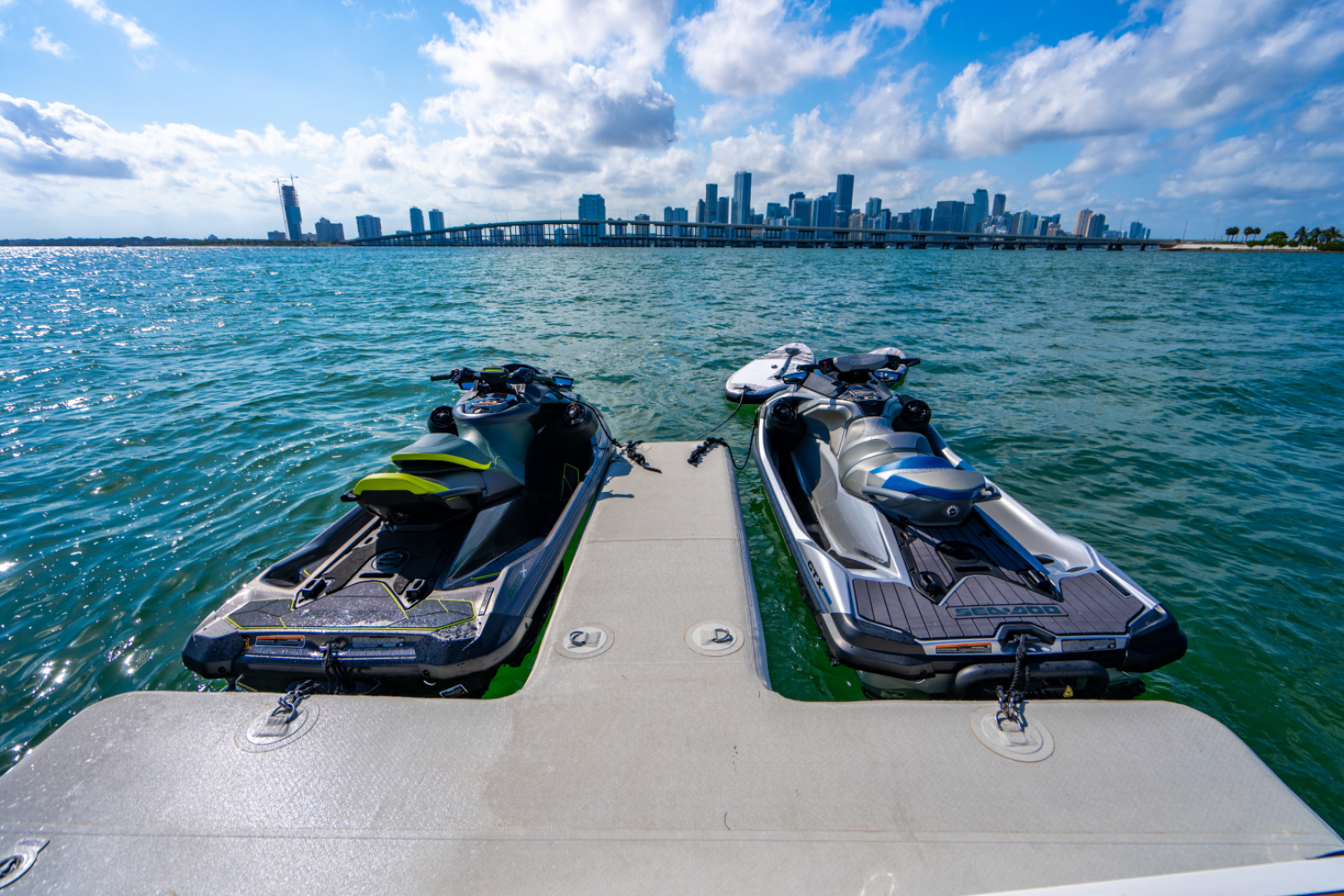 Slide: The Image of Azimut 32 METRI 2023 - 5095431