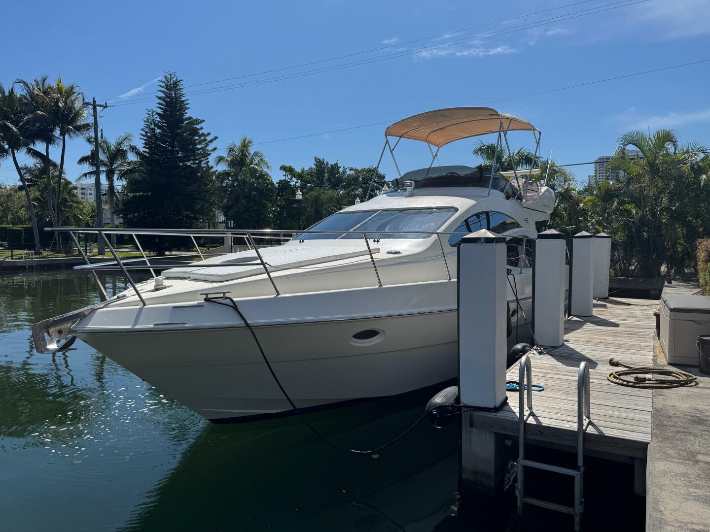 Slide: The Image of Azimut 42 Fly 2005 - 5199524