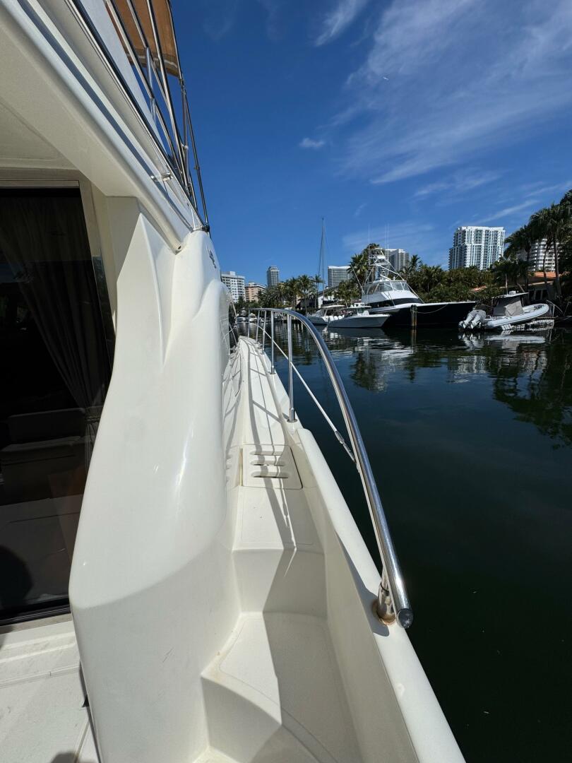 Slide: The Image of Azimut 42 Fly 2005 - 5199529