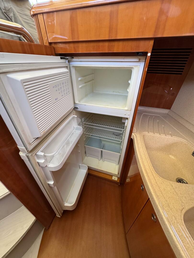 Slide: The Image of Azimut 42 Fly 2005 - 5199576