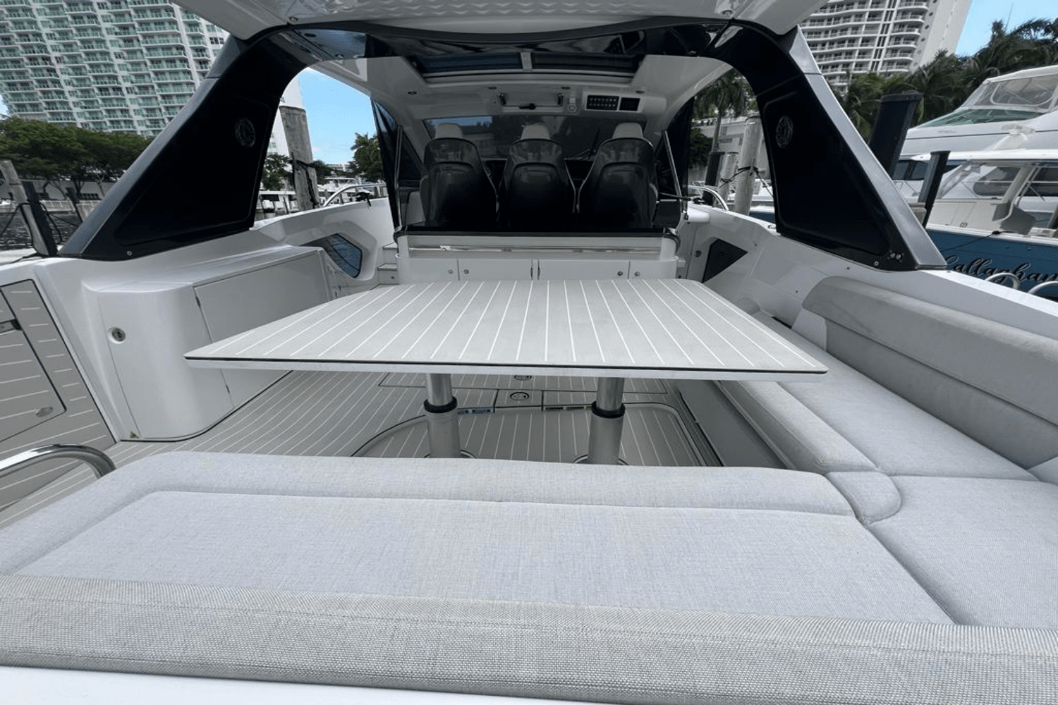 Slide: The Image of Azimut 42 VERVE 2022 - 23