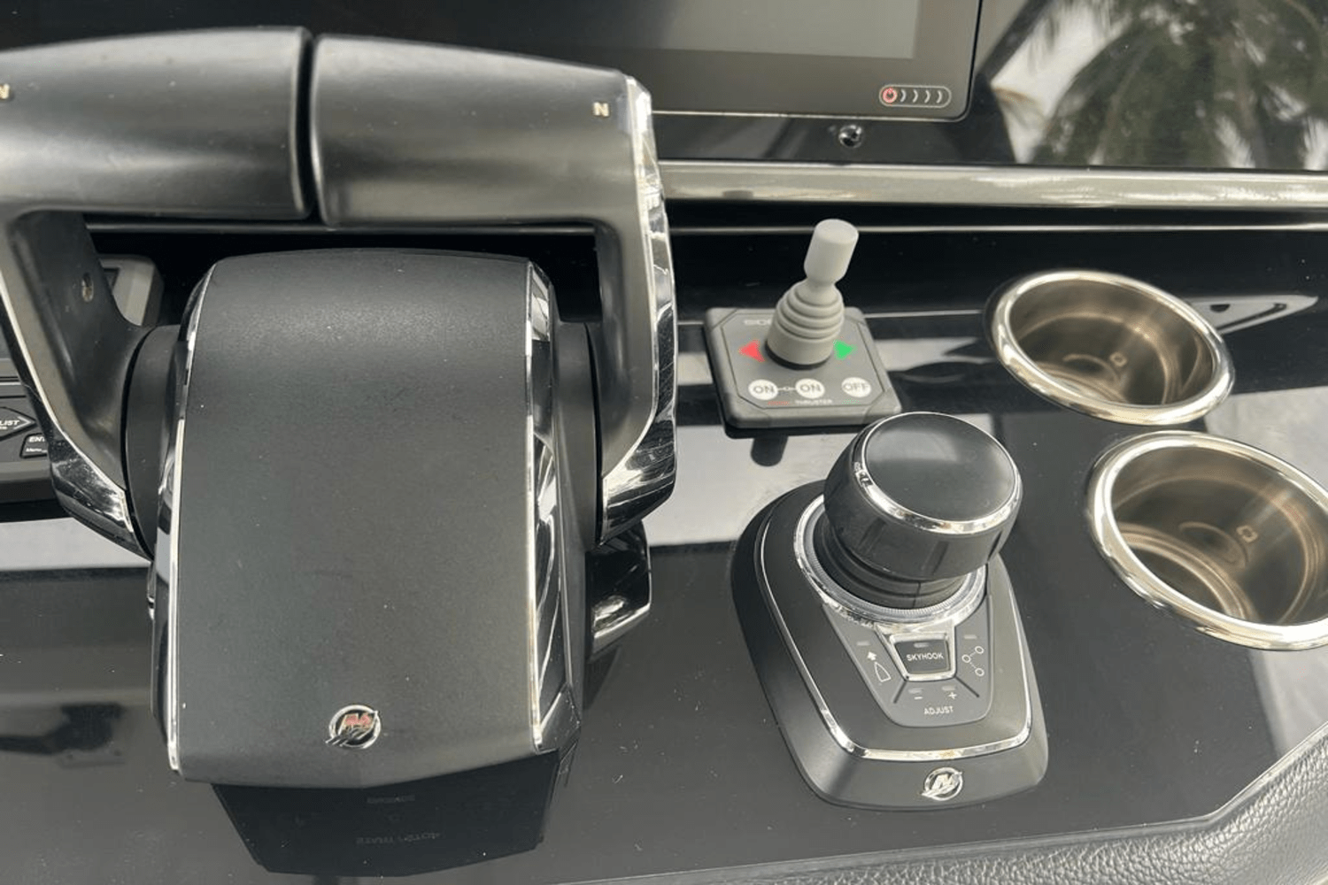 Slide: The Image of Azimut 42 VERVE 2022 - 26