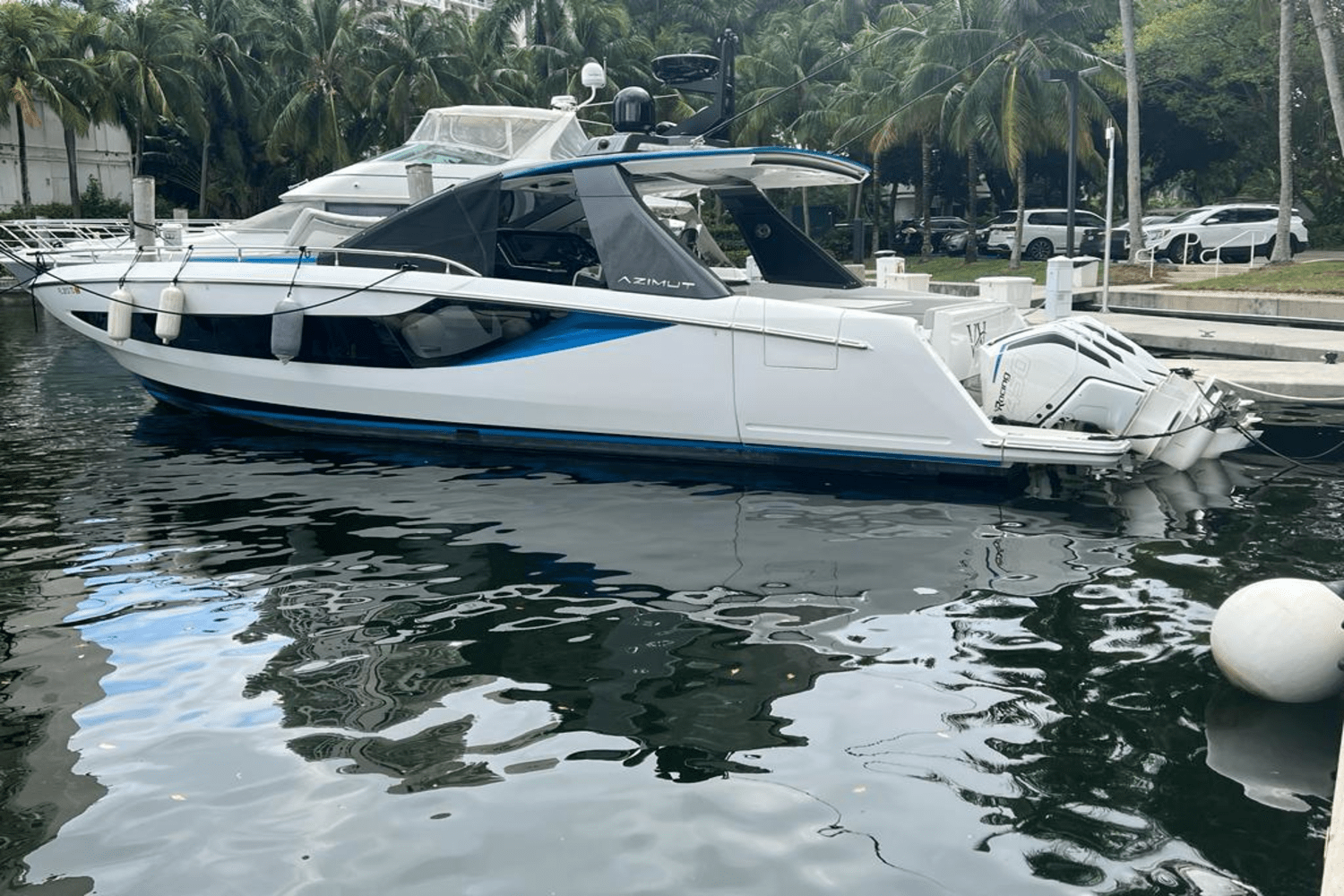 Slide: The Image of Azimut 42 VERVE 2022 - 6