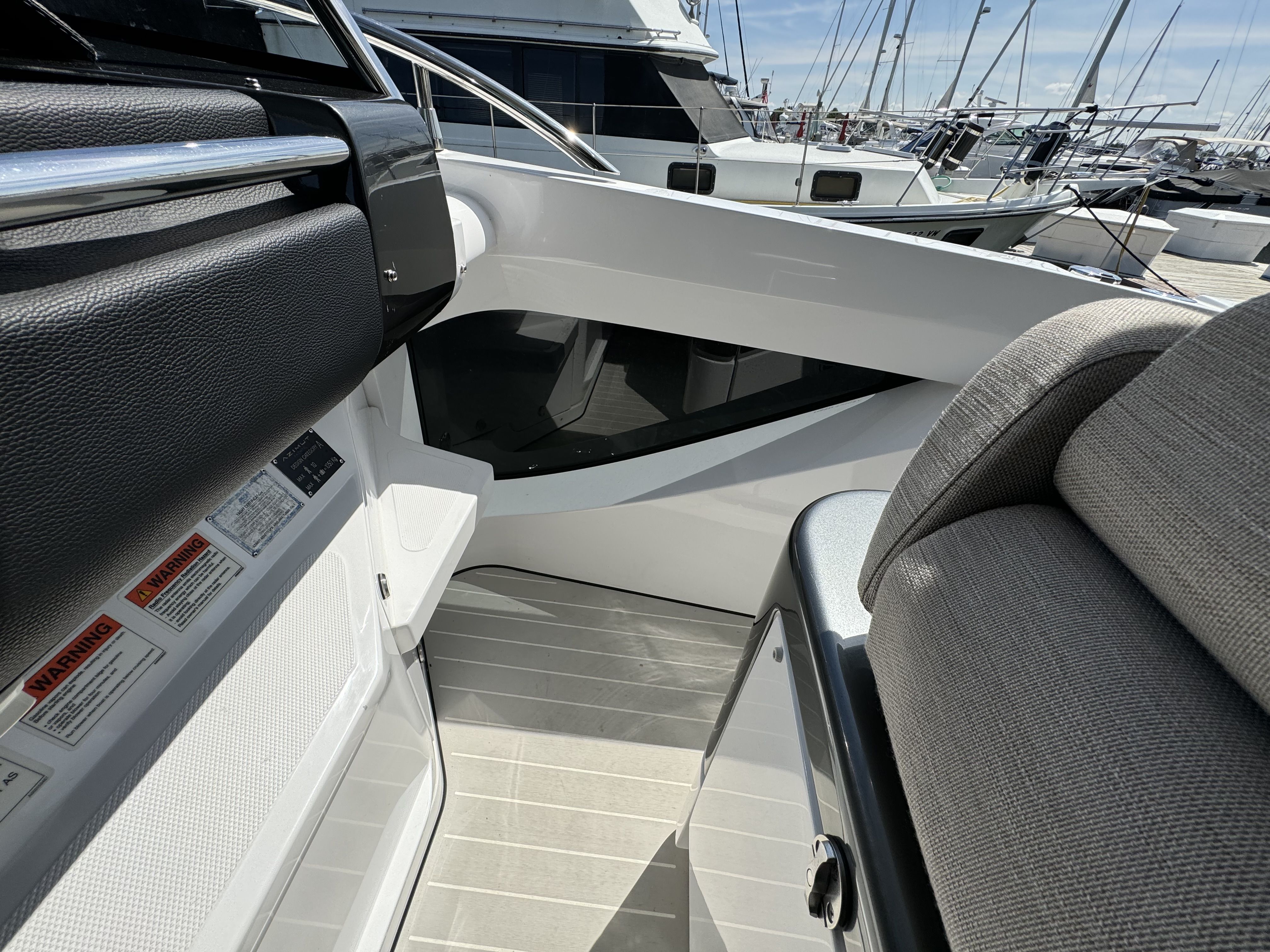 Slide: The Image of Azimut 42 VERVE 2024 - 24