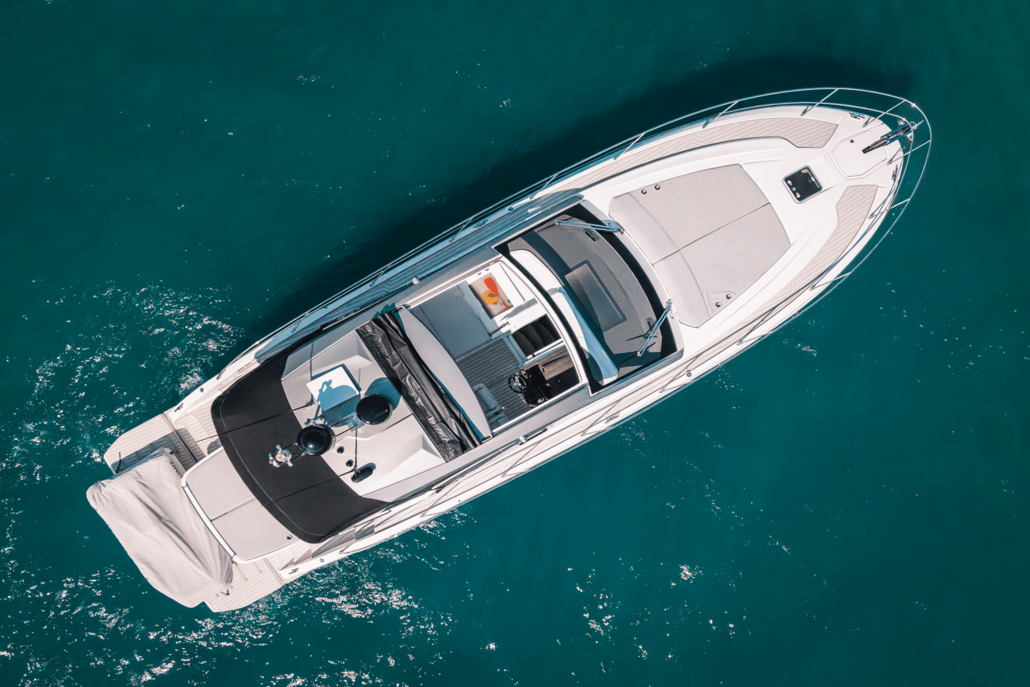 Slide: The Image of Azimut 45 ATLANTIS 2024 - 10