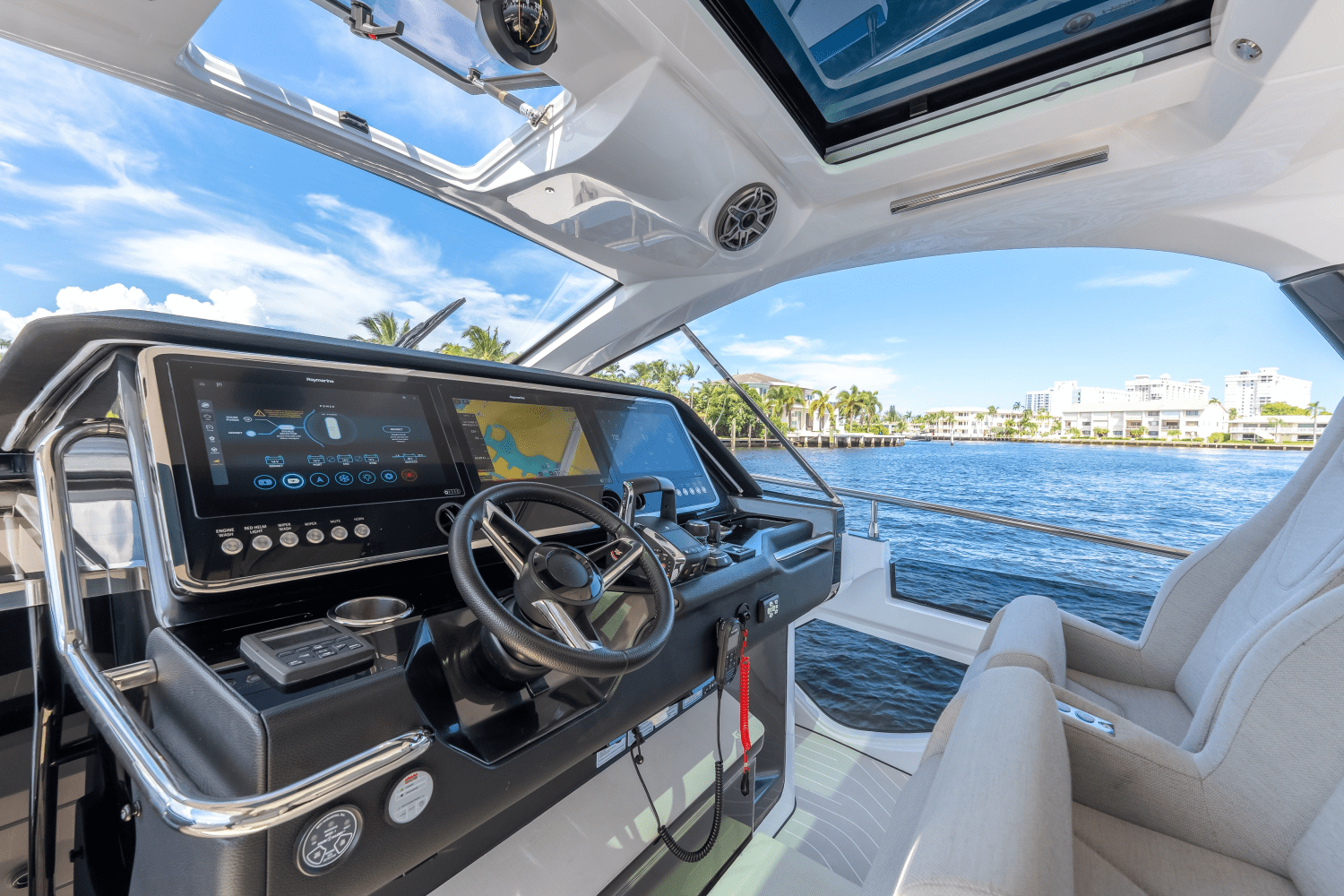 Slide: The Image of Azimut 48 VERVE 2024 - 33