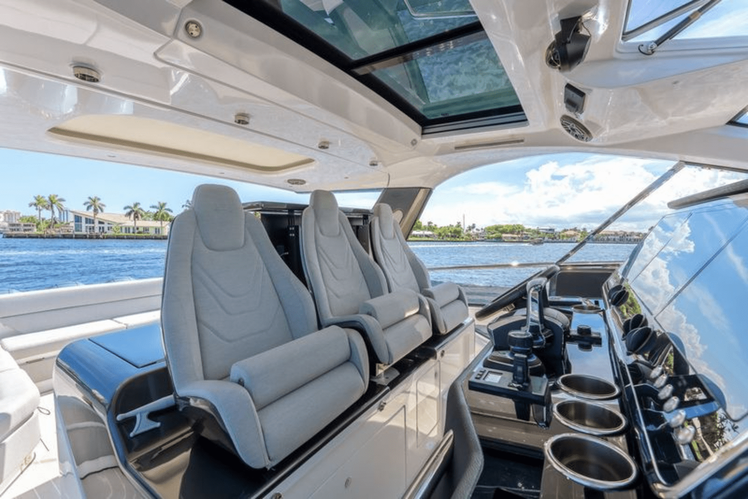Slide: The Image of Azimut 48 VERVE 2024 - 37