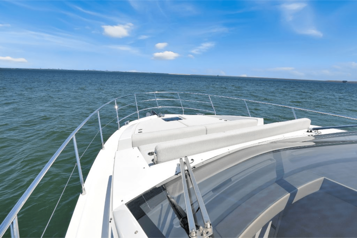 Slide: The Image of Azimut 50 FLY 2020 - 19