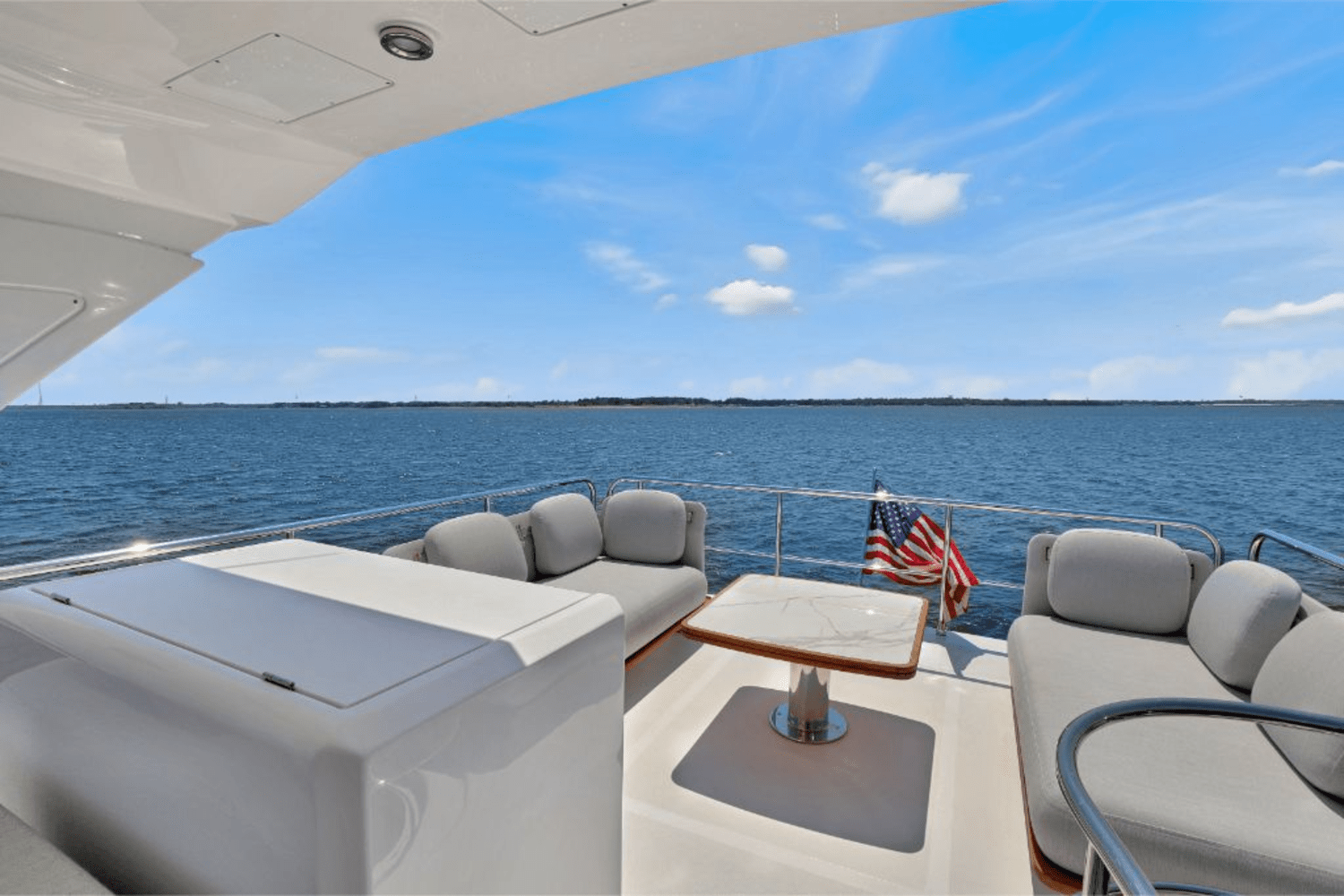Slide: The Image of Azimut 50 FLY 2020 - 26