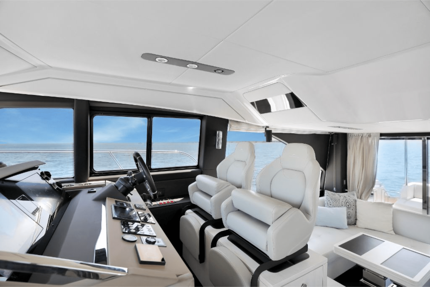 Slide: The Image of Azimut 50 FLY 2020 - 56