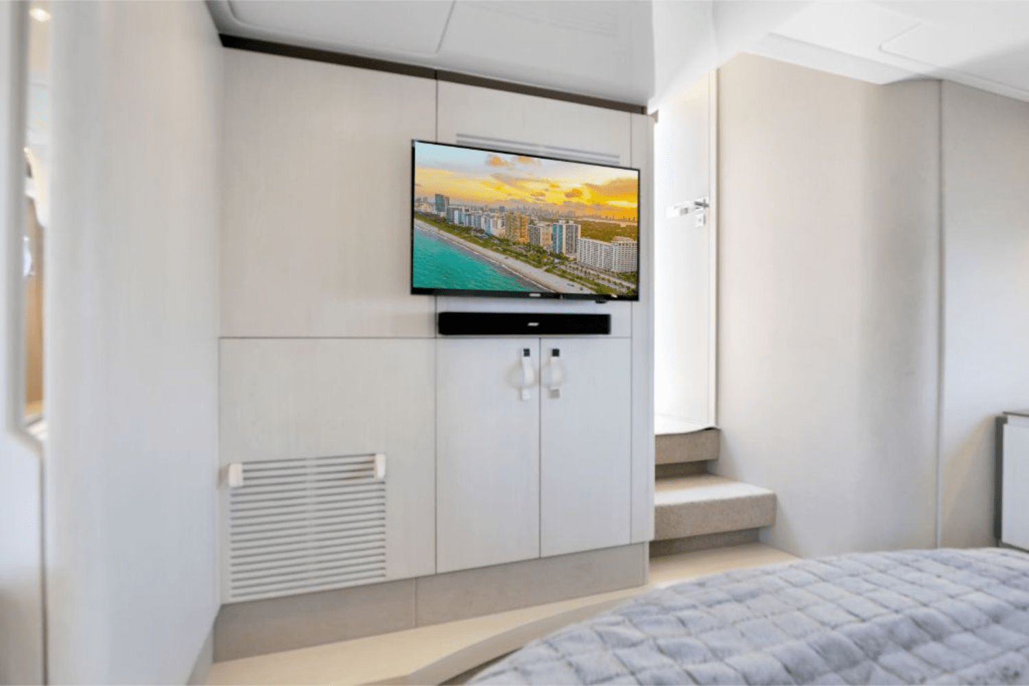 Slide: The Image of Azimut 50 FLY 2020 - 66