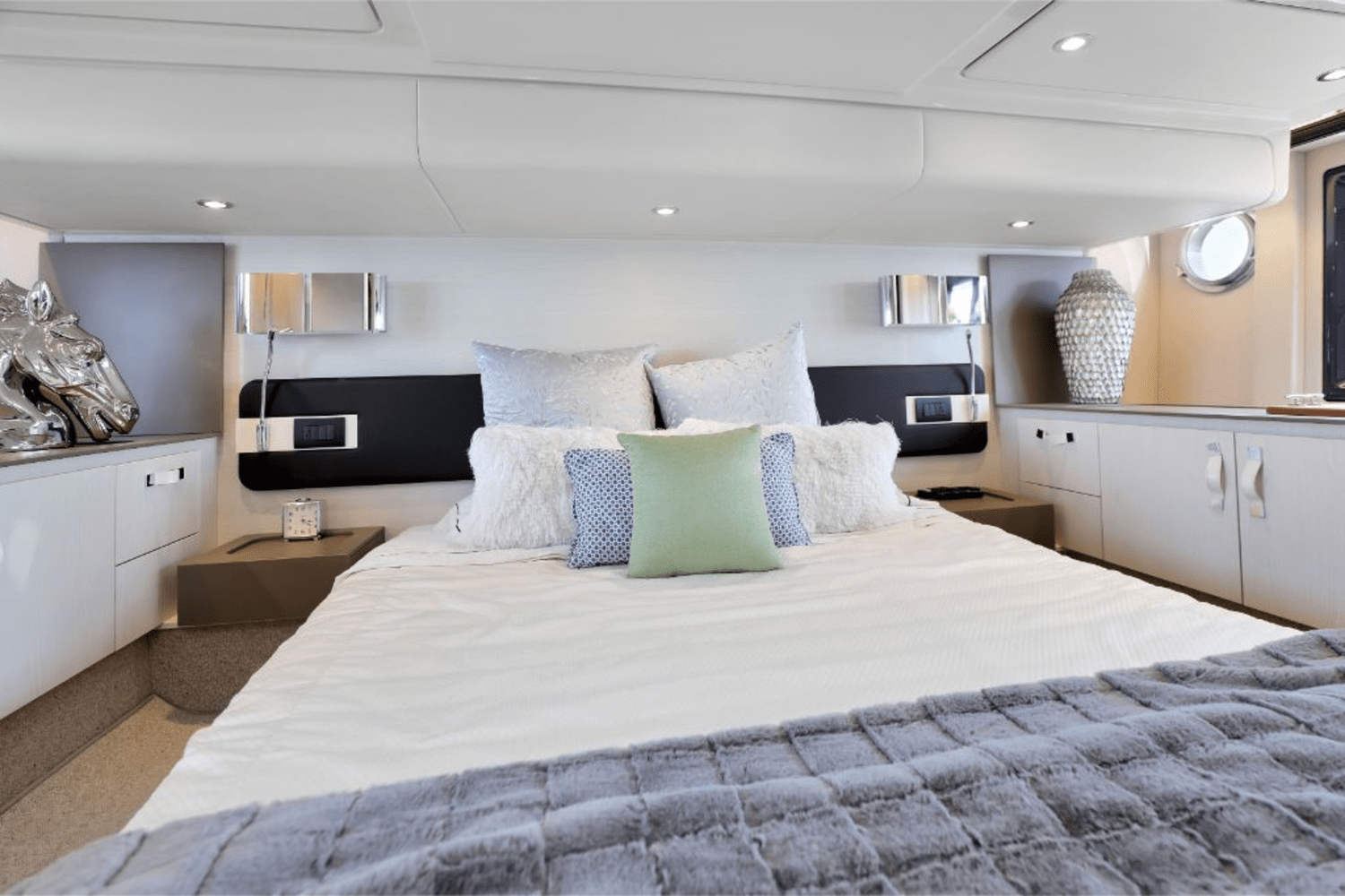 Slide: The Image of Azimut 50 FLY 2020 - 72