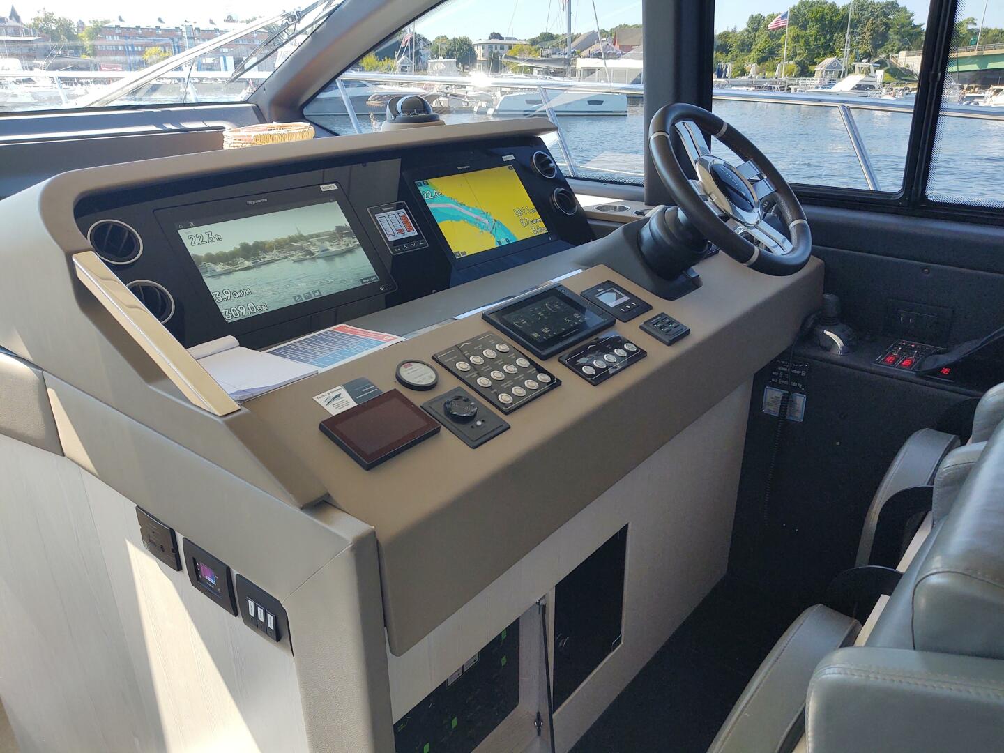 Slide: The Image of Azimut 50 Flybridge 2020 - 4696977