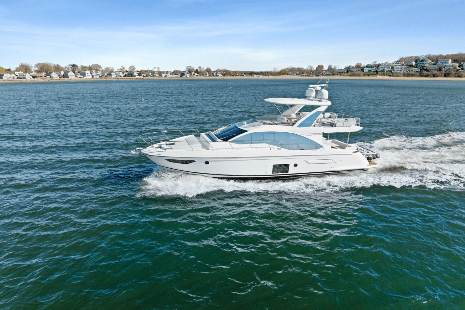 Slide: The Image of Azimut 50 FLYBRIDGE 2022 - 5