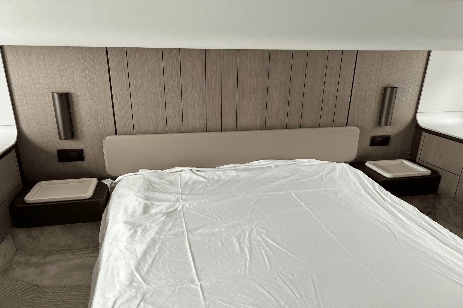 Slide: The Image of Azimut 50 FLYBRIDGE 2022 - 68