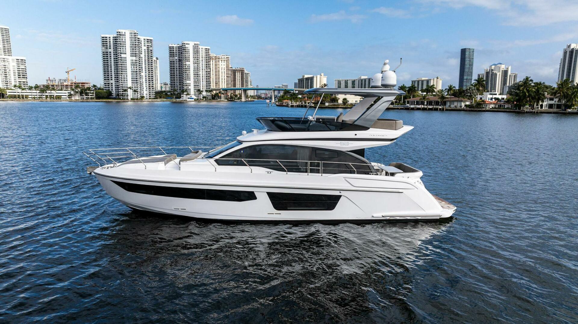 Slide: The Image of Azimut Fly 53 - 4886484