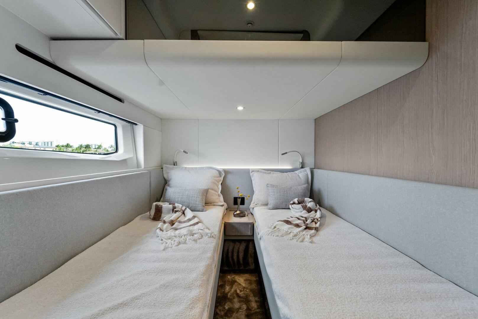 Slide: The Image of Cabin - 4886513