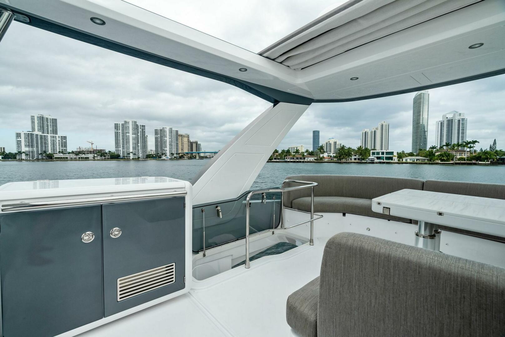 Slide: The Image of Aft Deck - 4886525
