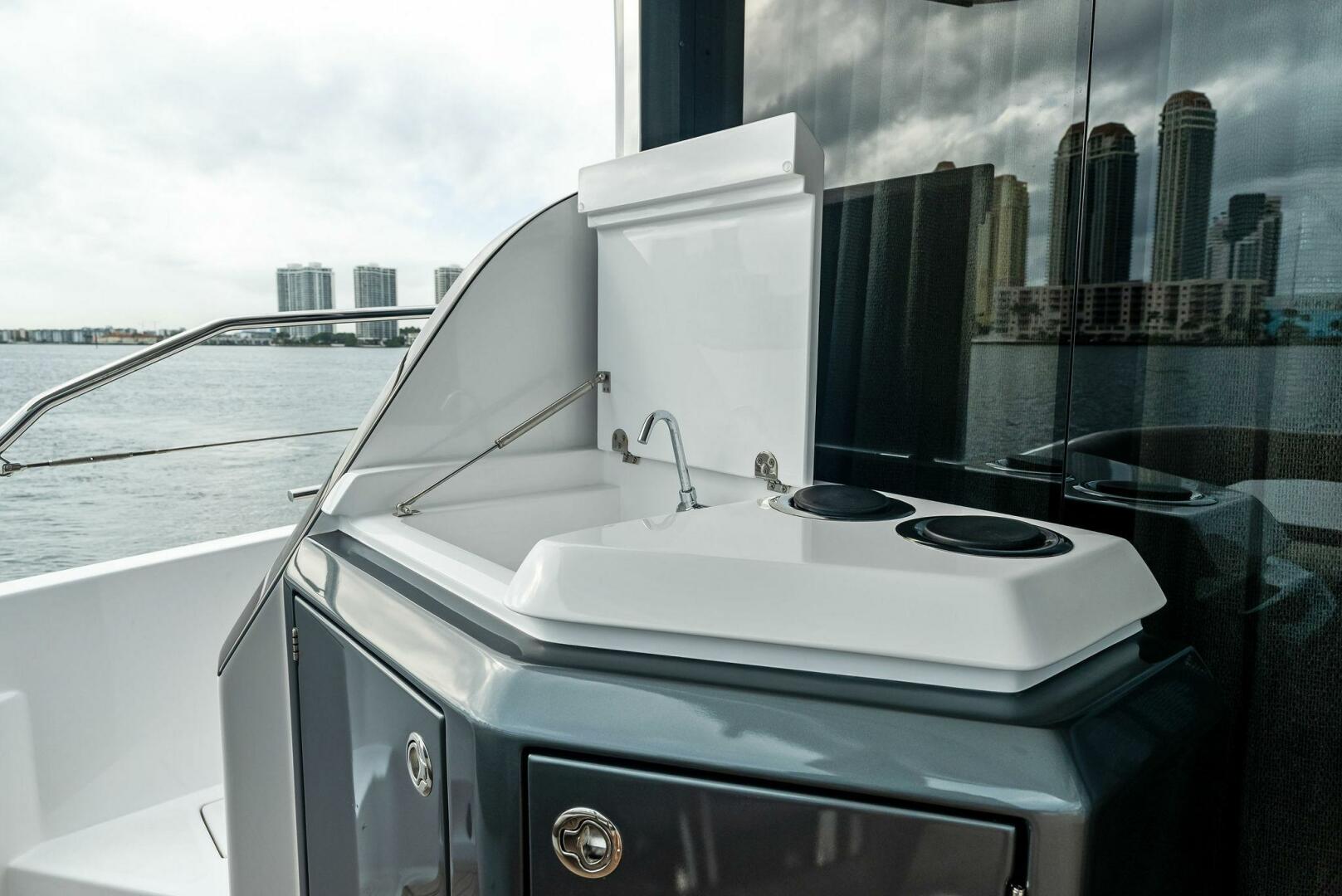 Slide: The Image of Aft Deck - 4886532