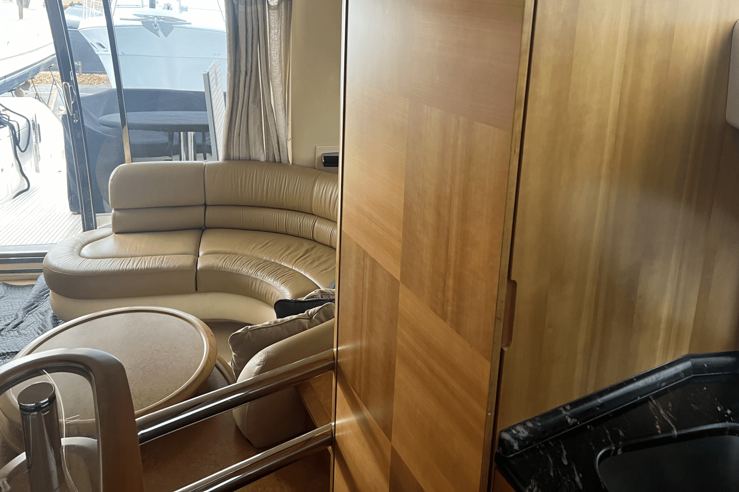 Slide: The Image of Azimut 55 2010 - 28