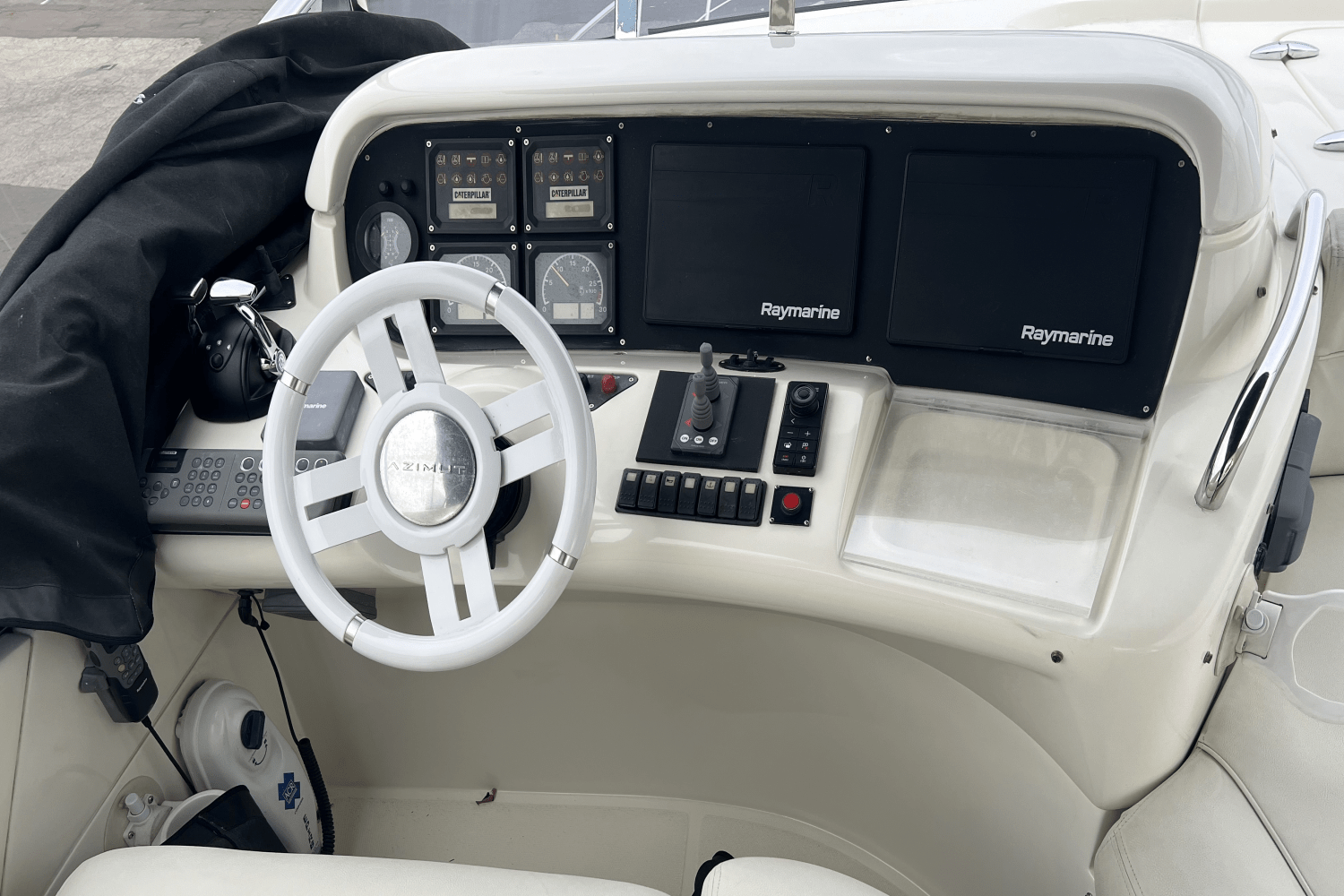 Slide: The Image of Azimut 55 2010 - 52