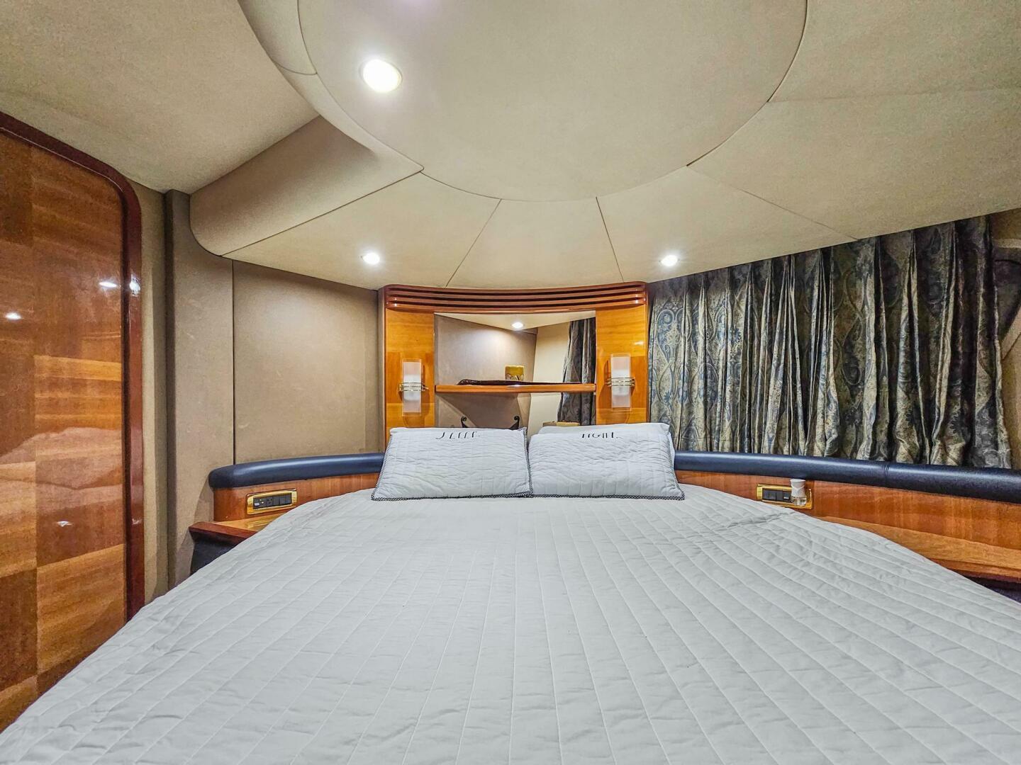 Slide: The Image of Azimut 55 flybridge 2005 - 4256179
