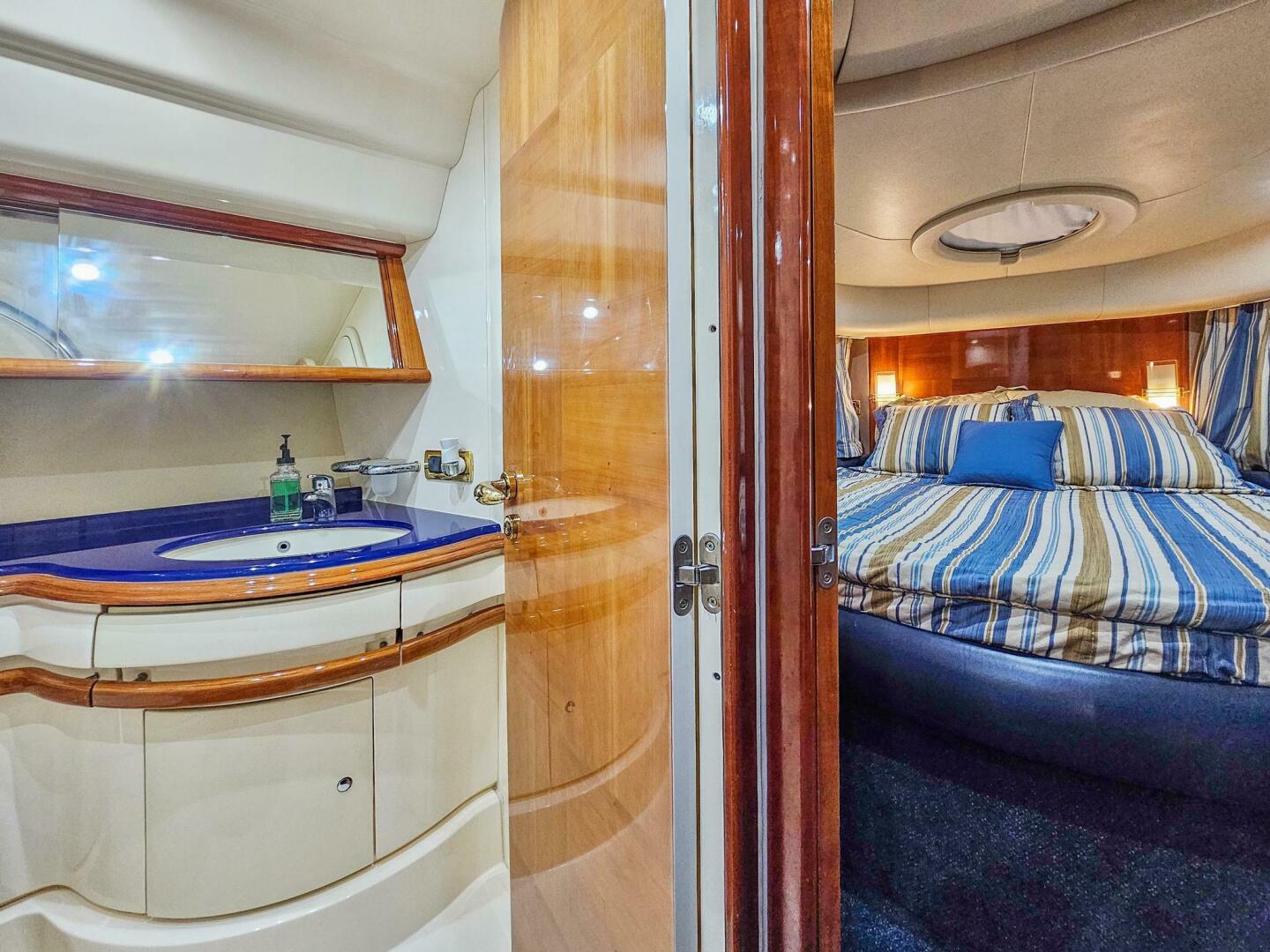 Slide: The Image of Azimut 55 flybridge 2005 - 4256185