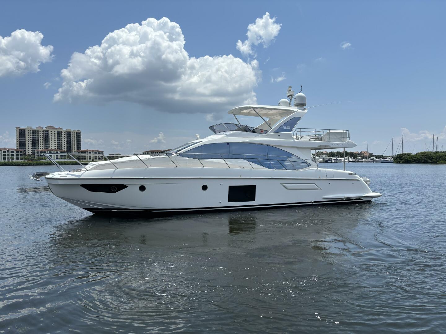 Slide: The Image of Azimut 55 Motor Yacht 2019 - 4622404