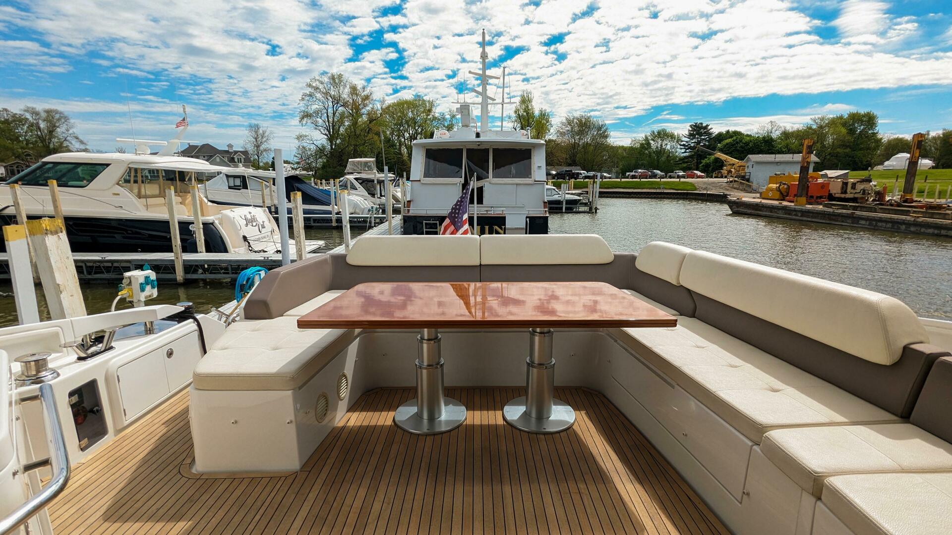 Slide: The Image of Azimut 55S 2017 - 4427956