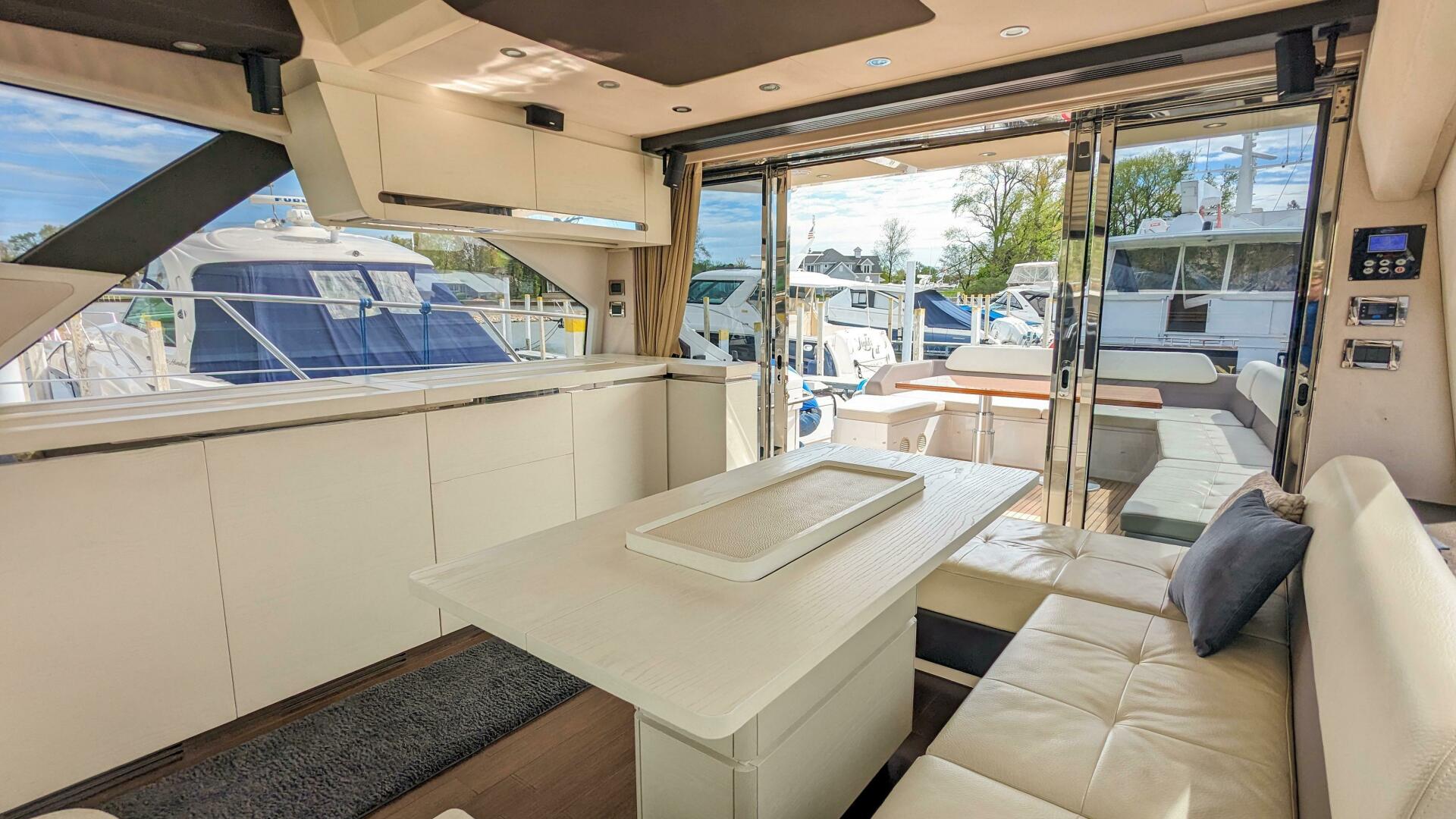 Slide: The Image of Azimut 55S 2017 - 4427980